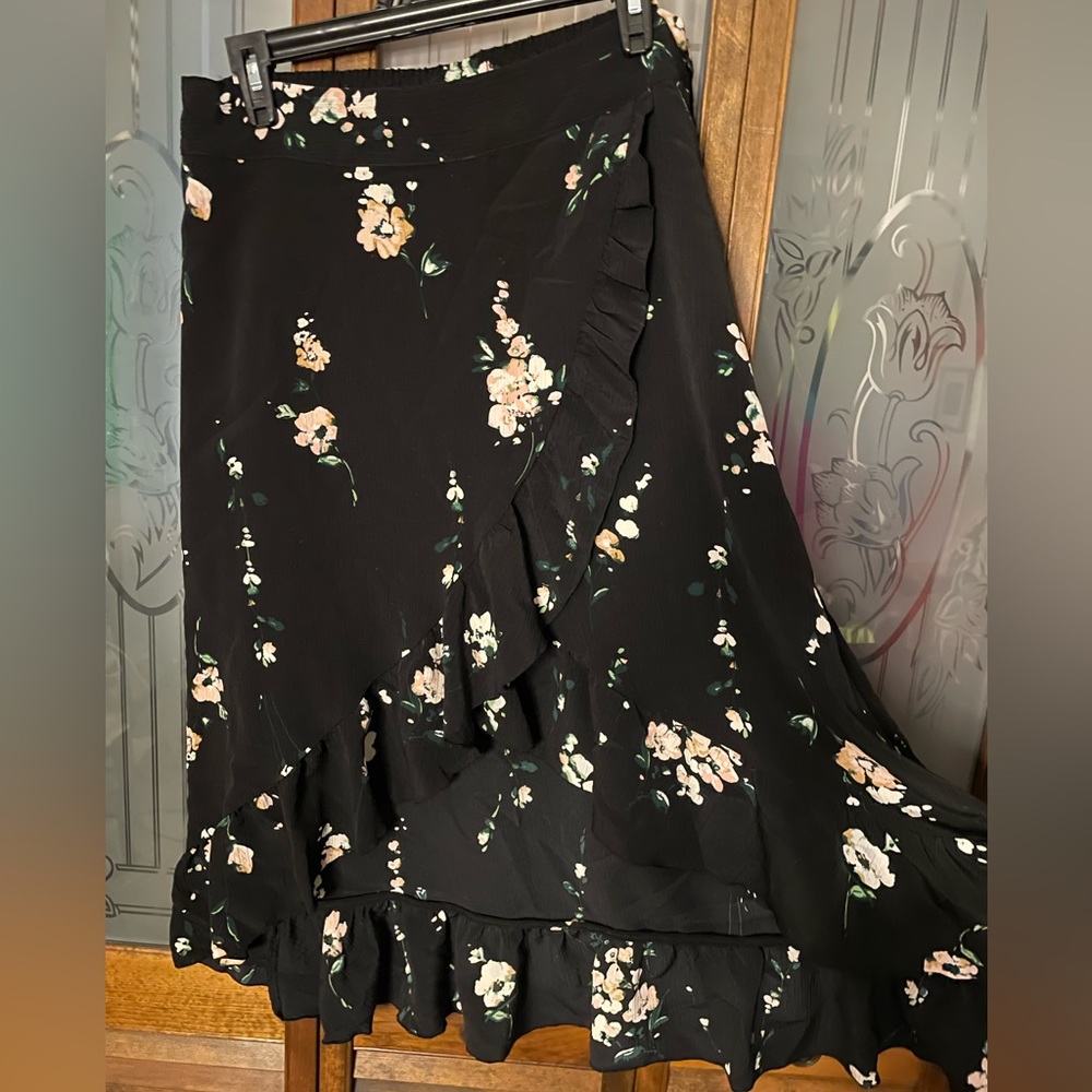 Lauren Conrad Floral High-Low Ruffle Skirt